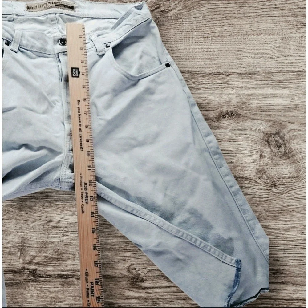 Vintage‎ 90's Levi's Silvertab Button Fly Size 36 Denim Jean Shorts